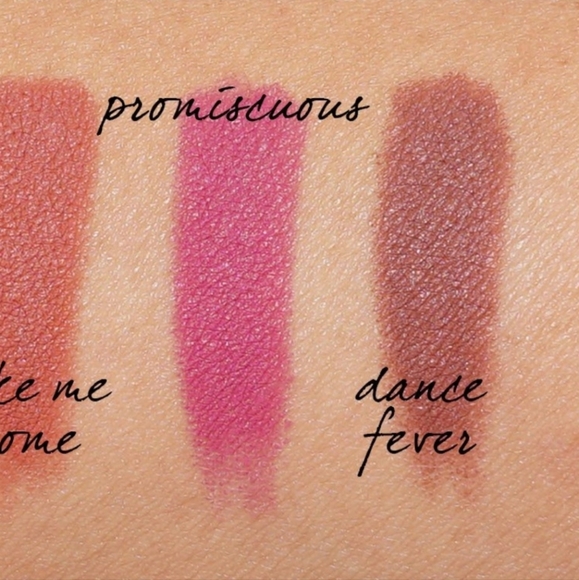 NARS Velvet Matte Lip Pencil Crayon in Dance Fever 2496D , 0.06 Oz , 1.8 g - Picture 3 of 10